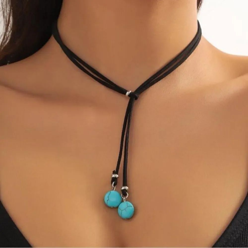 Black and Turquoise Pendant Necklace A1272